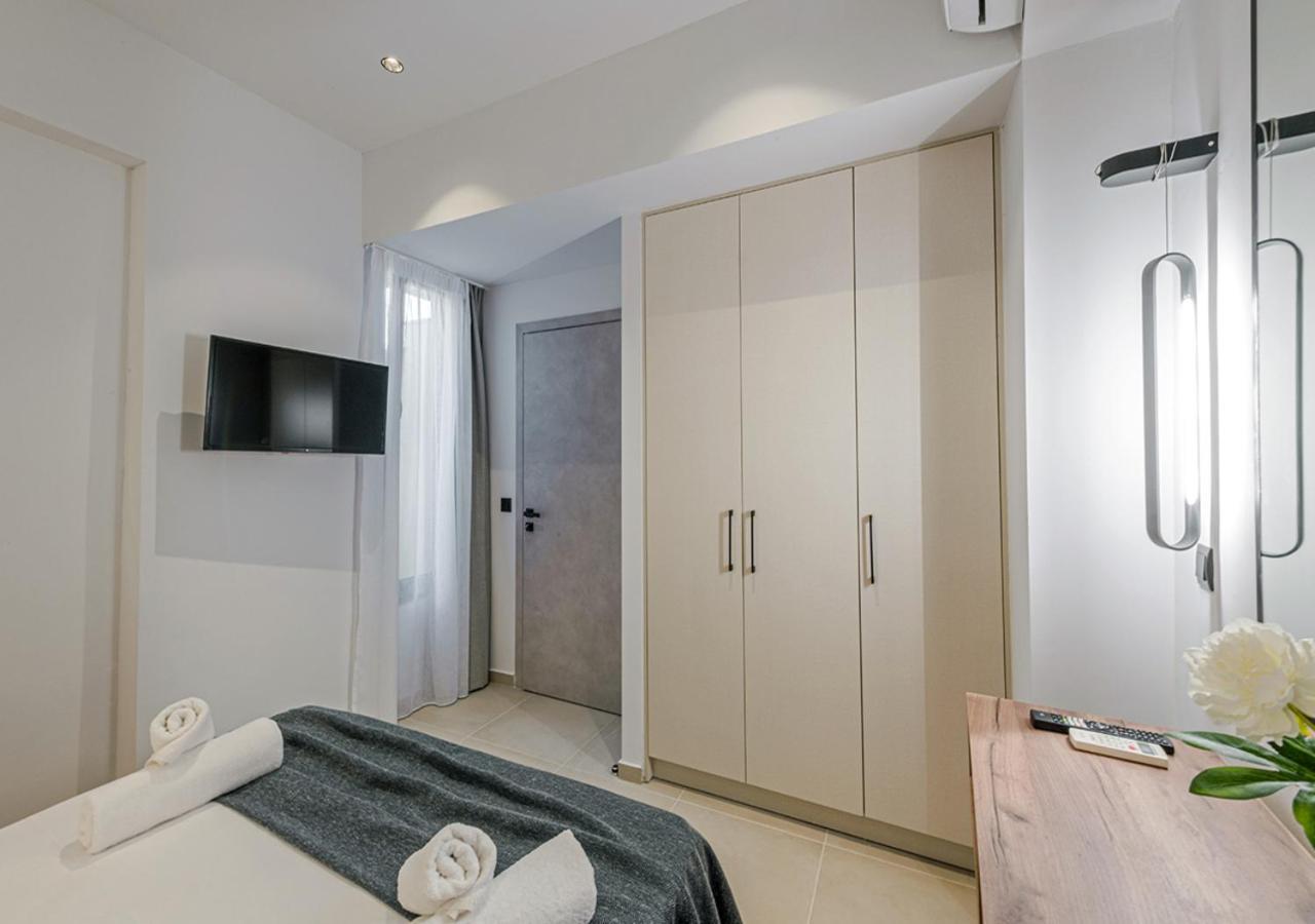 Noemie Apartments Gerani  Bagian luar foto